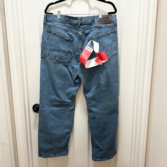 Wrangler Men's Jeans Size 34X30 Blue Free To Stretch Relax Fit Casual Denim NEW - Picture 12 of 16